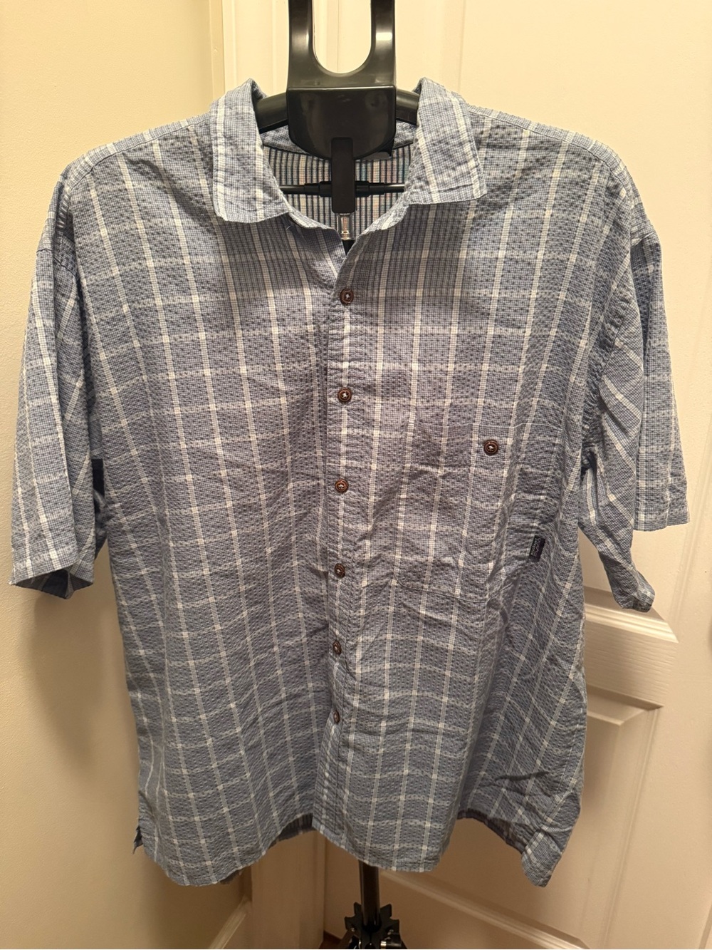 Men's Light Blue Patagonia Plaid Short-Sleeve Button-Up Shirt - XL